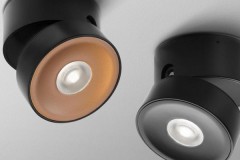 plaski_reflektor_led_nowoczesny_qrled_lampy_aqform_the-light_poznan